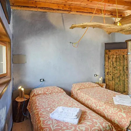 4 Bedroom Lovely In Dom wakacyjny *