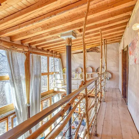 Dom wakacyjny 4 Bedroom Lovely In